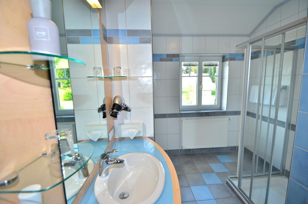 G.H. Knoll "Proellhofer" Cafe Bar Hills Hotel Fladnitz an der Teichalm Quarto foto
